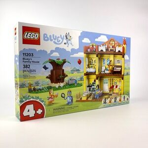 NIB LEGO Blueys Family House 11203 Sealed